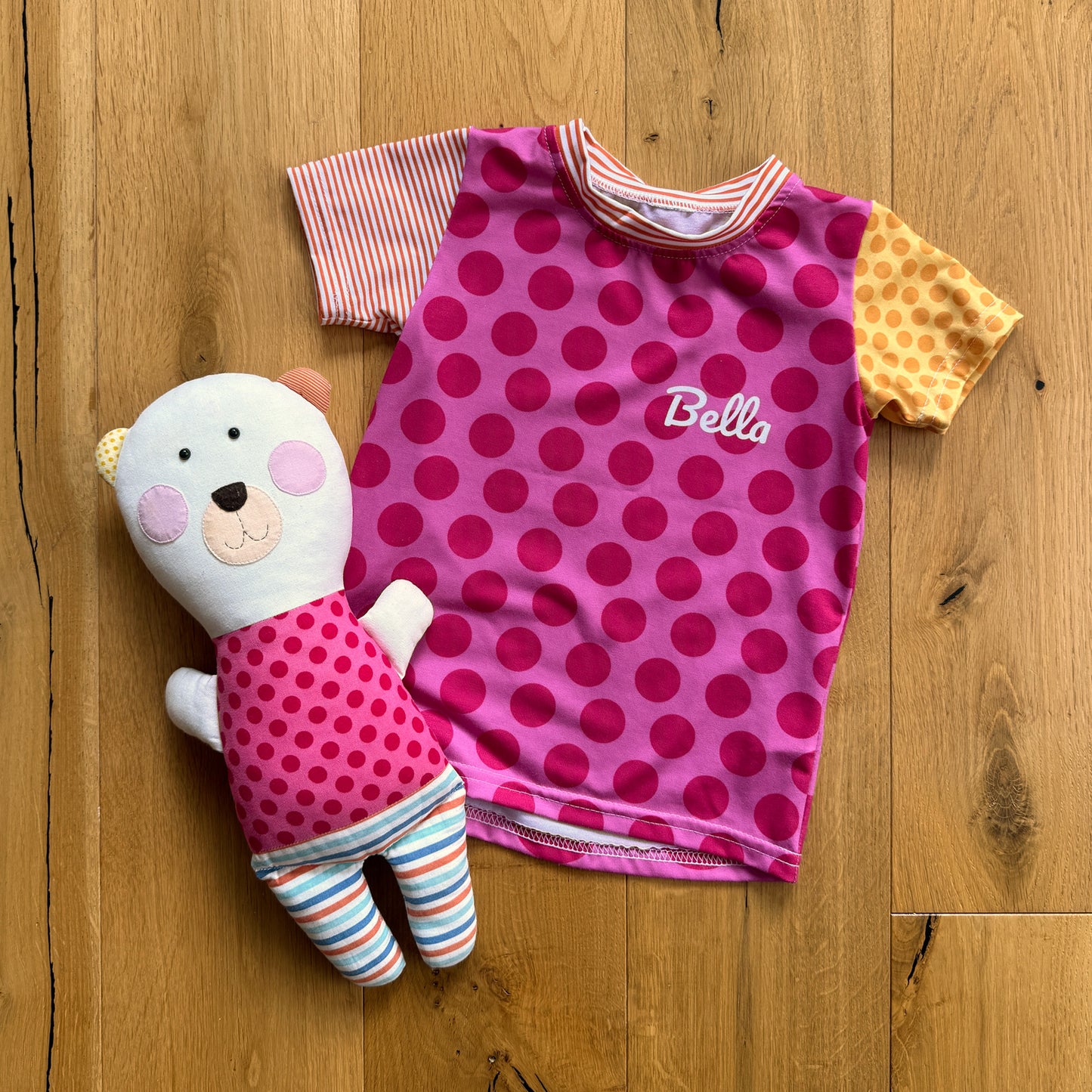 DĚTSKÉ TRIČKO S MOTIVEM HRAČKY (2-7 LET)